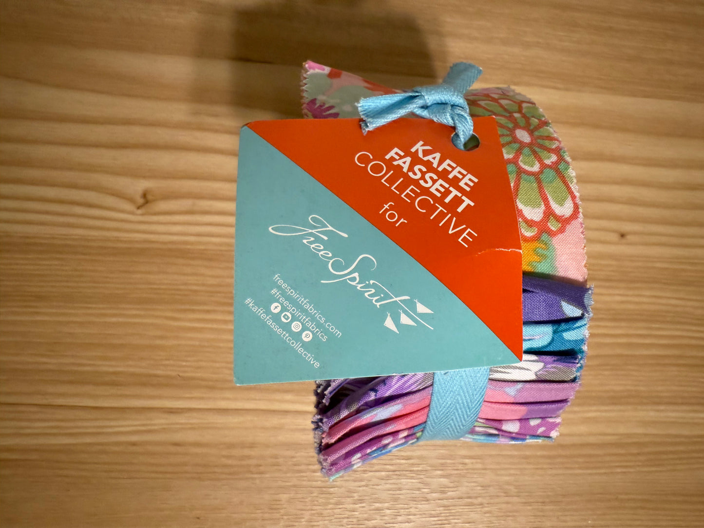 Kaffe Fassett Collective – Classics "Sorbet" Design Roll (2.5" Strips) - Small Town Fabric Co.