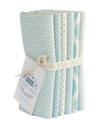 Tilda Basic Classics – Fat Quarter Bundle (6 Fabrics, Light Blue) - Small Town Fabric Co.