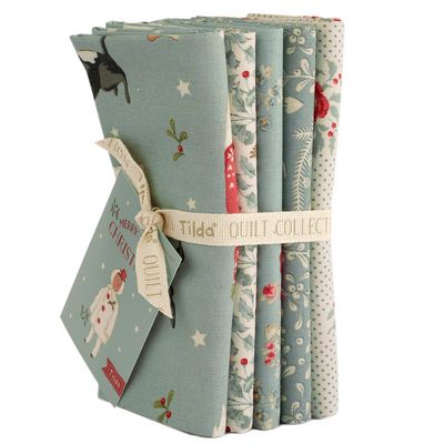 Tilda Fabrics – Merry Little Christmas Fat Quarter Bundle (5pc Duck Egg) - Small Town Fabric Co.